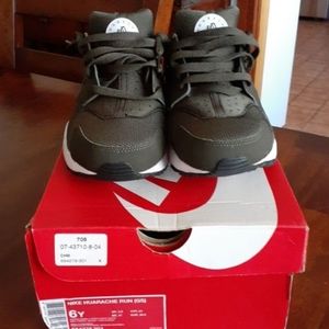 Nike Hurrache Run (GS) - Cargo Khaki